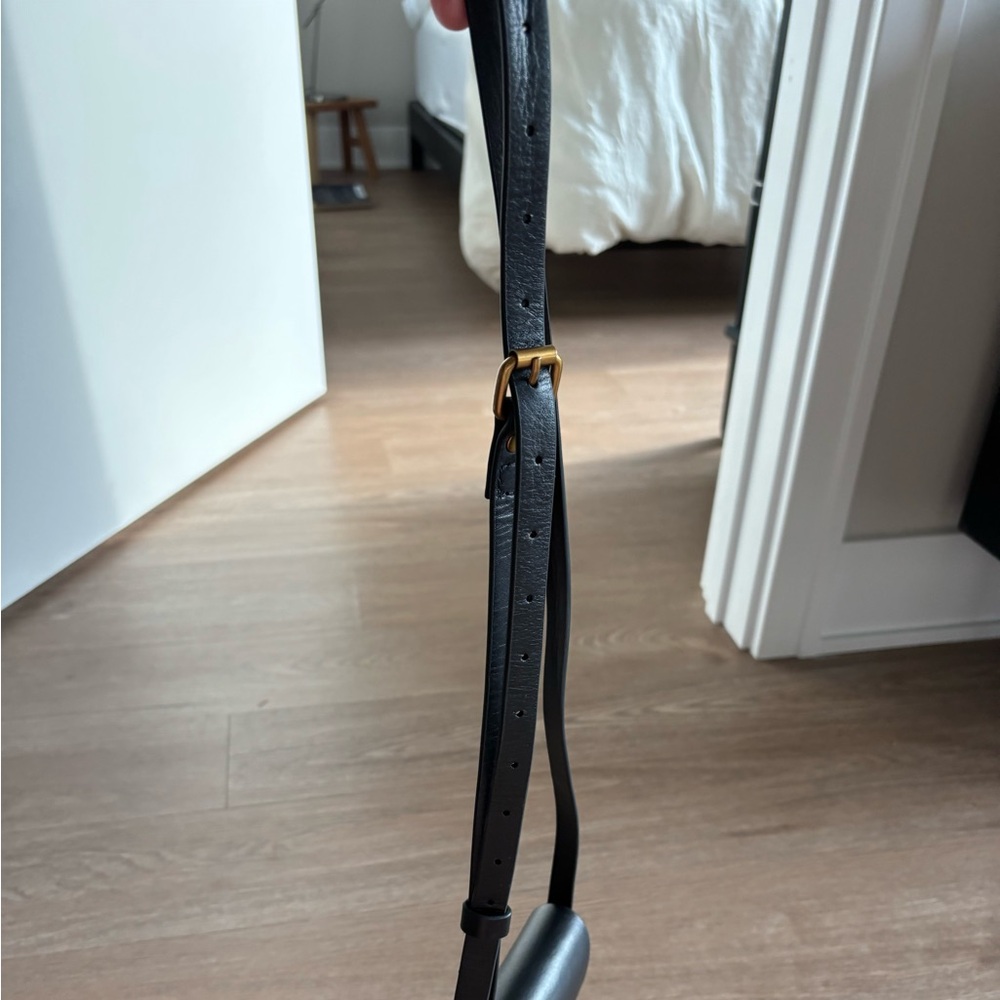 Sœur Crossbody Bag - Picture 10 of 11